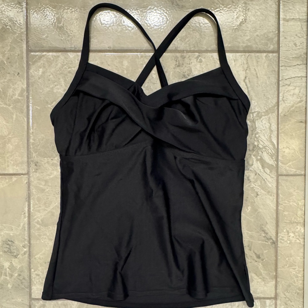 Athleta black tankini top with supportive underwire size 34D/DD great condition!